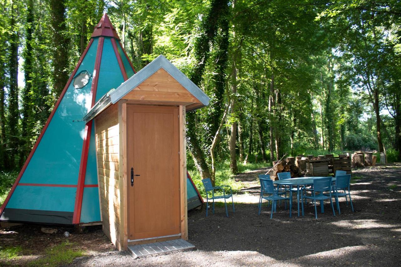 Les Bulles De La Maison Du Rocher Noisy-sur-Ecole Luaran gambar